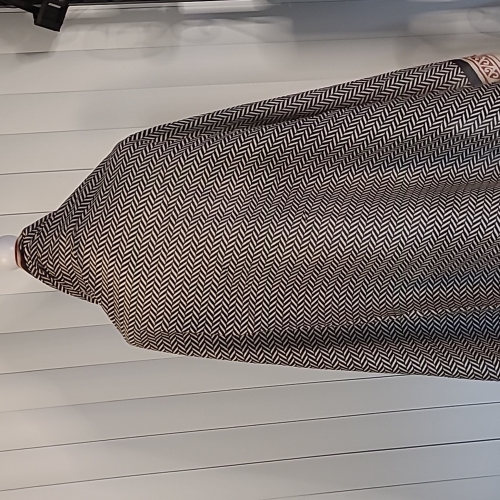 Soho Scarf - Picture 4 of 13